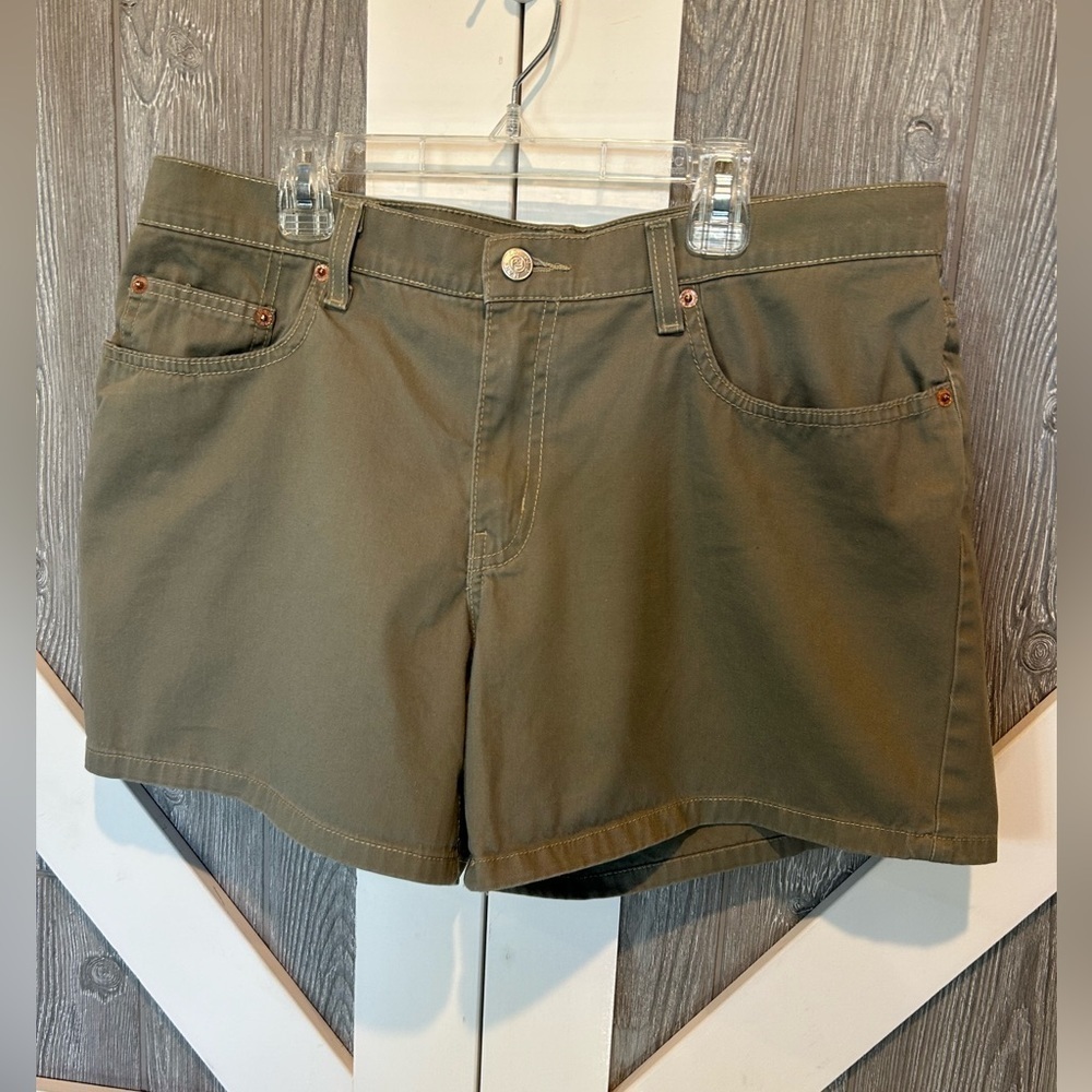 Bag208. Polo Ralph Lauren Olive Color Shorts Sz 12, inseam 5”